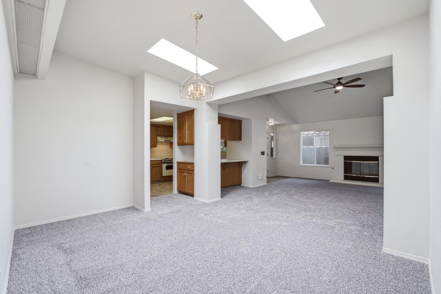 88 Rosewood Cir, Madera, CA 93637