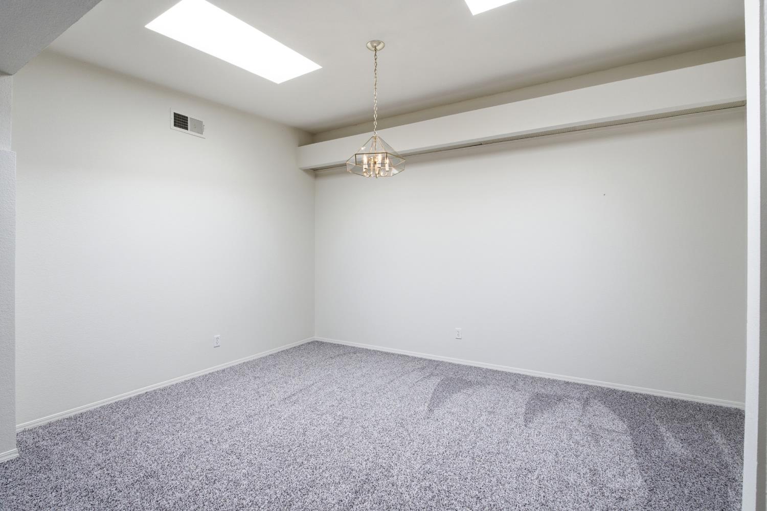 88 Rosewood Cir, Madera, CA 93637