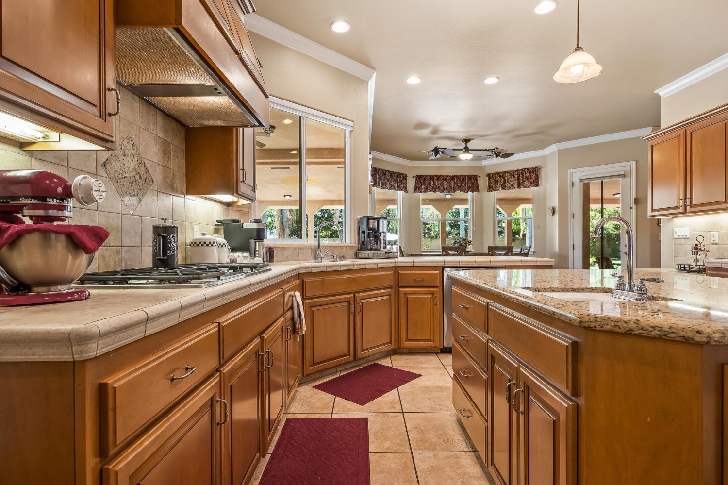 12636 Appaloosa Rd, Madera, CA 93636