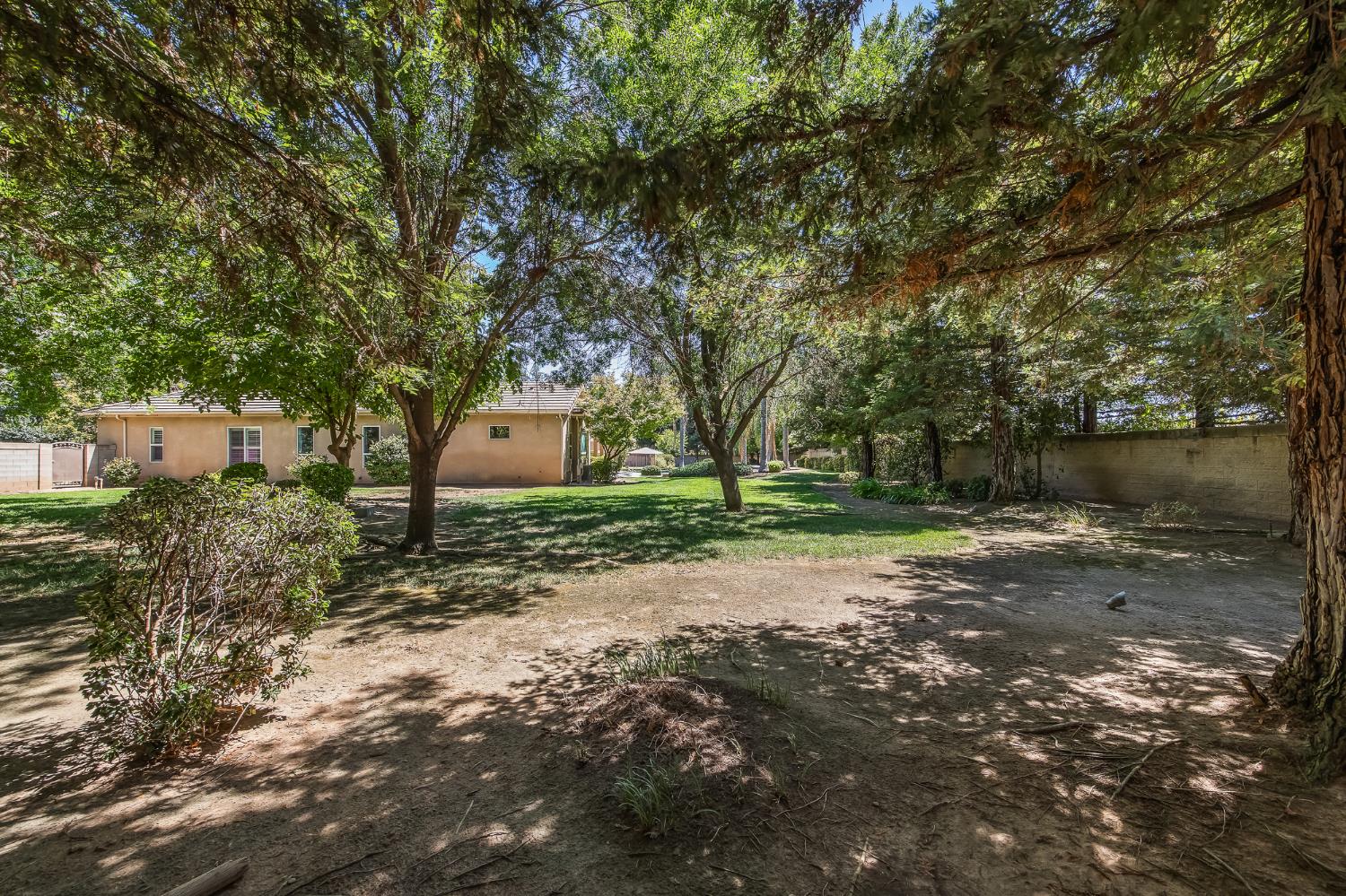 12636 Appaloosa Rd, Madera, CA 93636