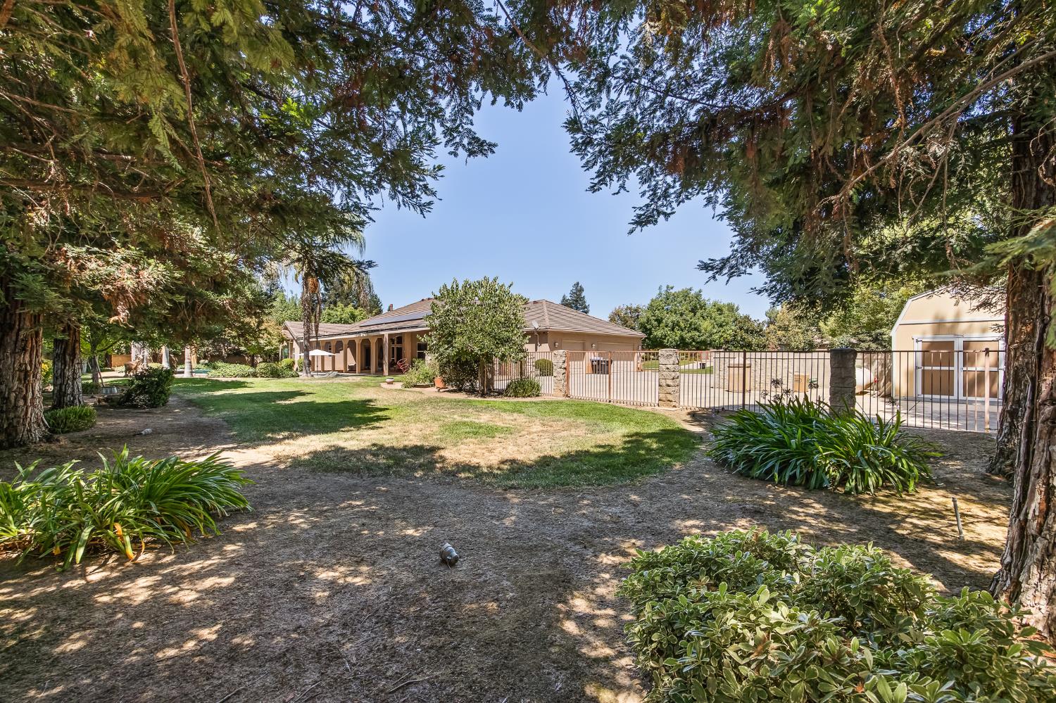 12636 Appaloosa Rd, Madera, CA 93636