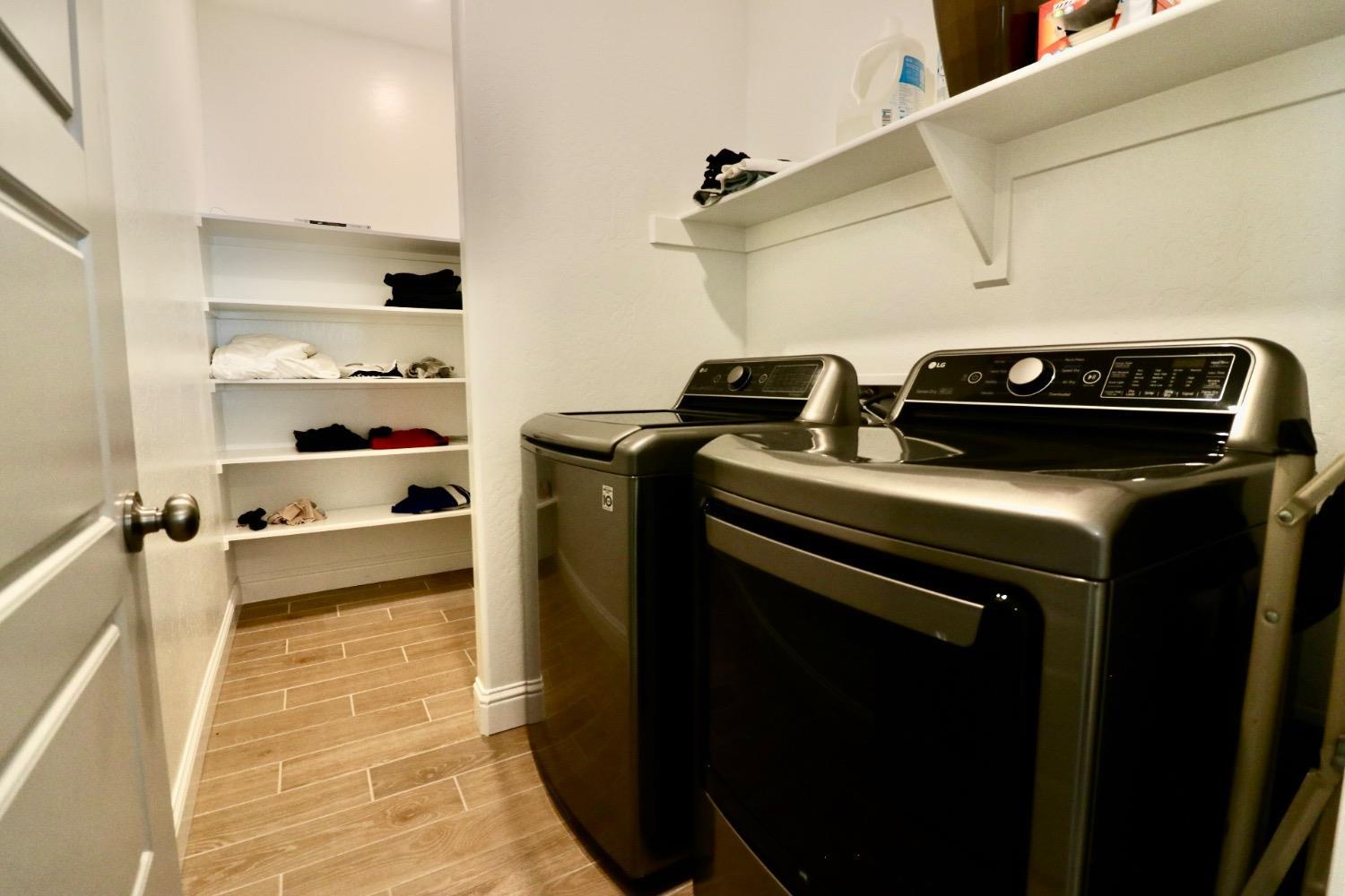 240 Huntington Ave S, Madera, CA 93636
