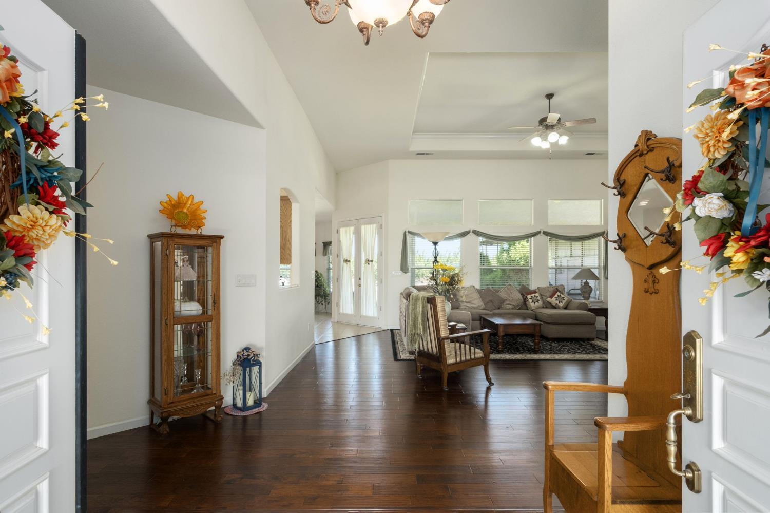 2202 W Lincoln Ave, Fresno, CA 93706