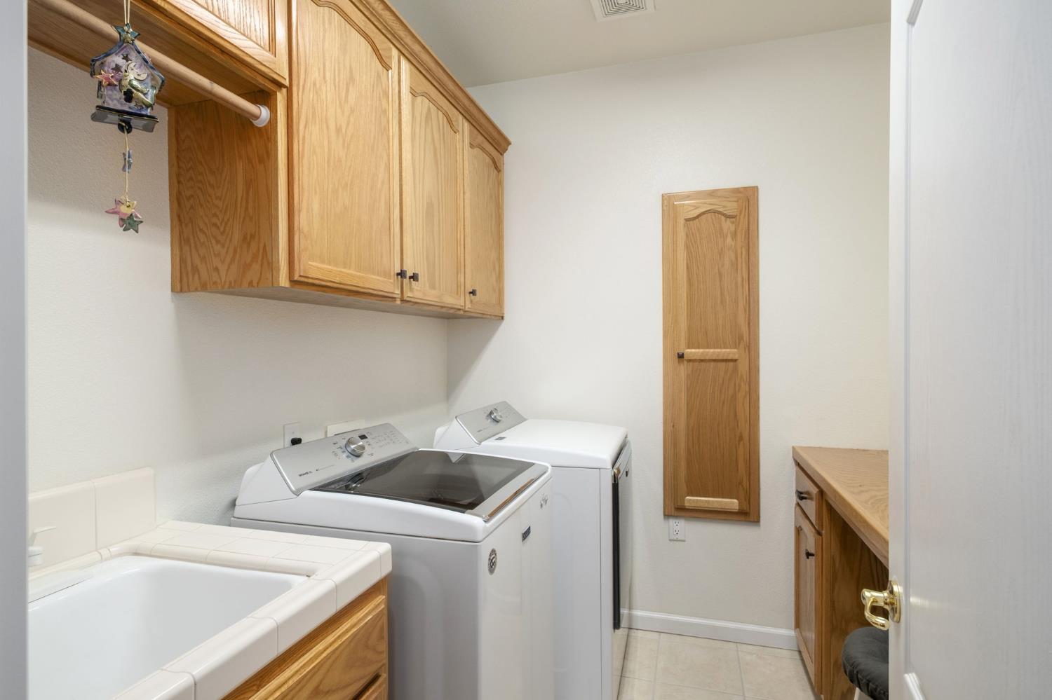 2202 W Lincoln Ave, Fresno, CA 93706