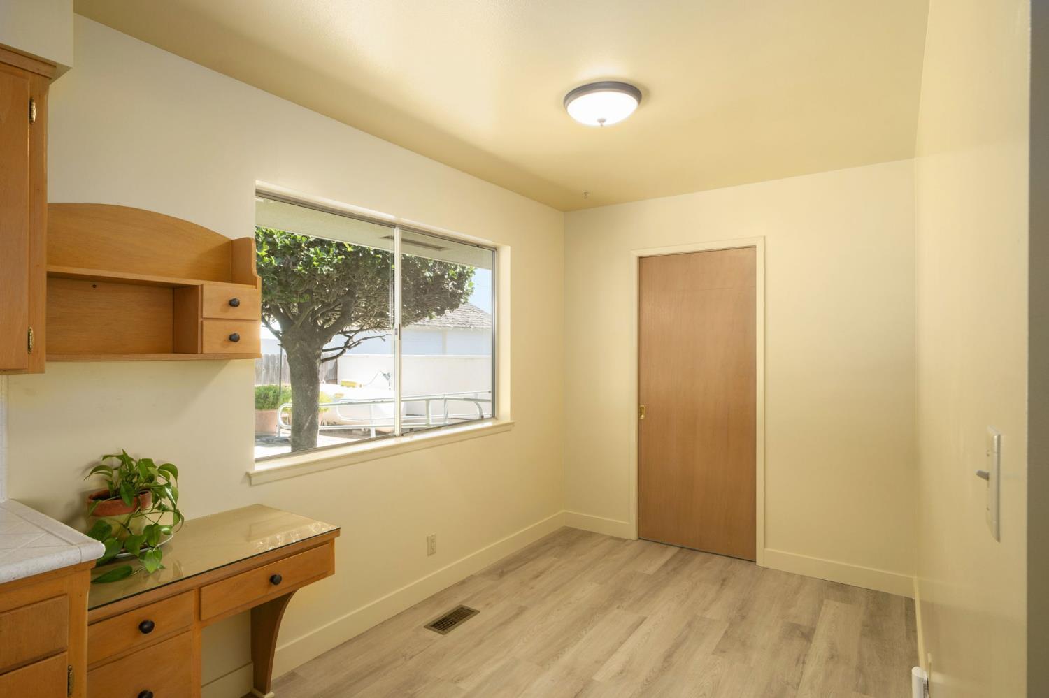 2202 W Lincoln Ave, Fresno, CA 93706