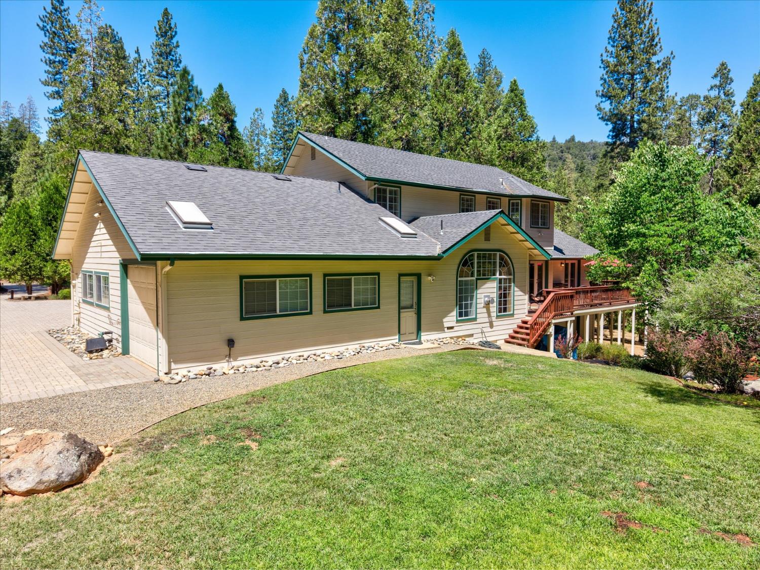 36213 Finegold Creek Dr, North Fork, CA 93643
