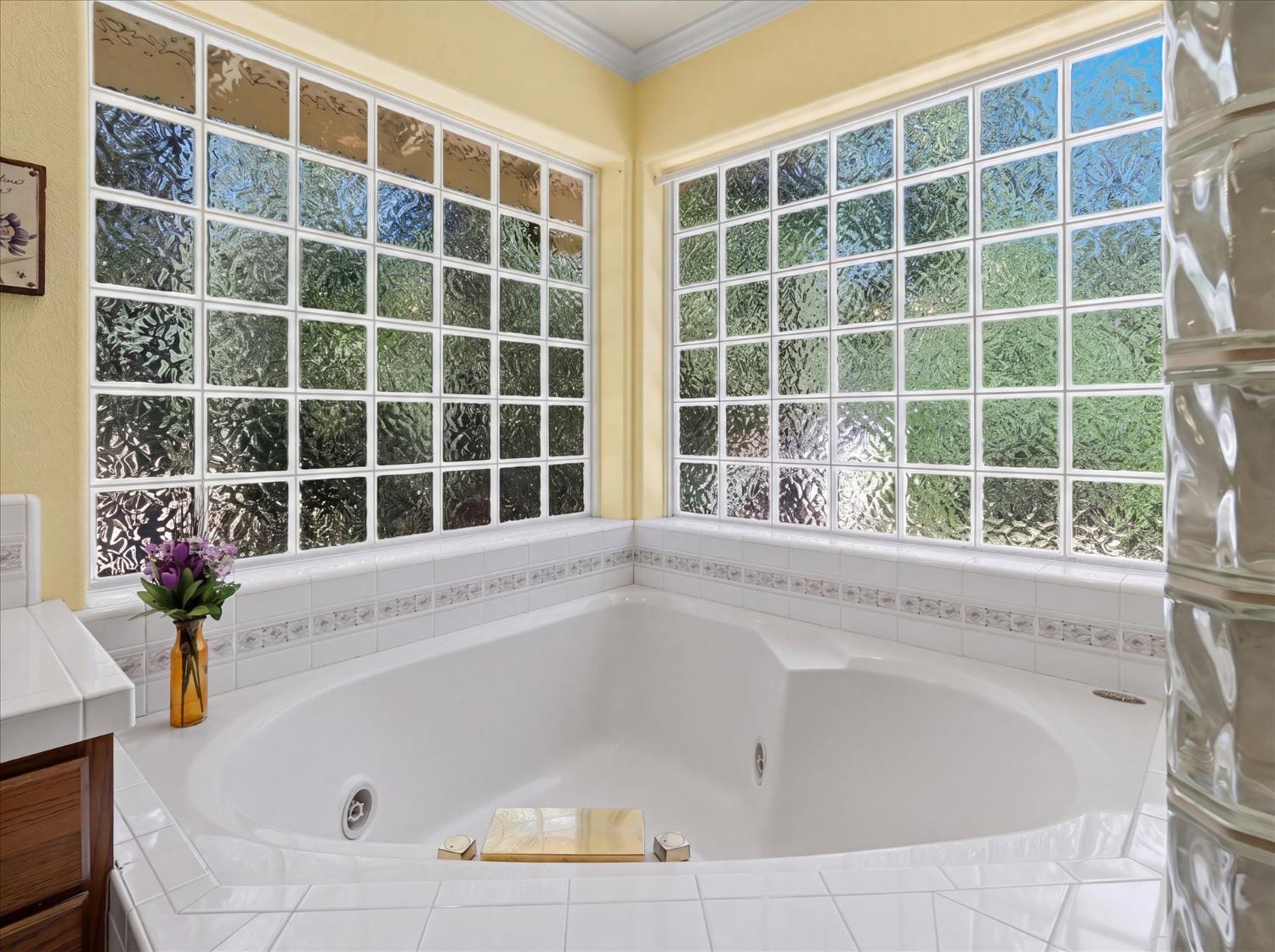 36213 Finegold Creek Dr, North Fork, CA 93643