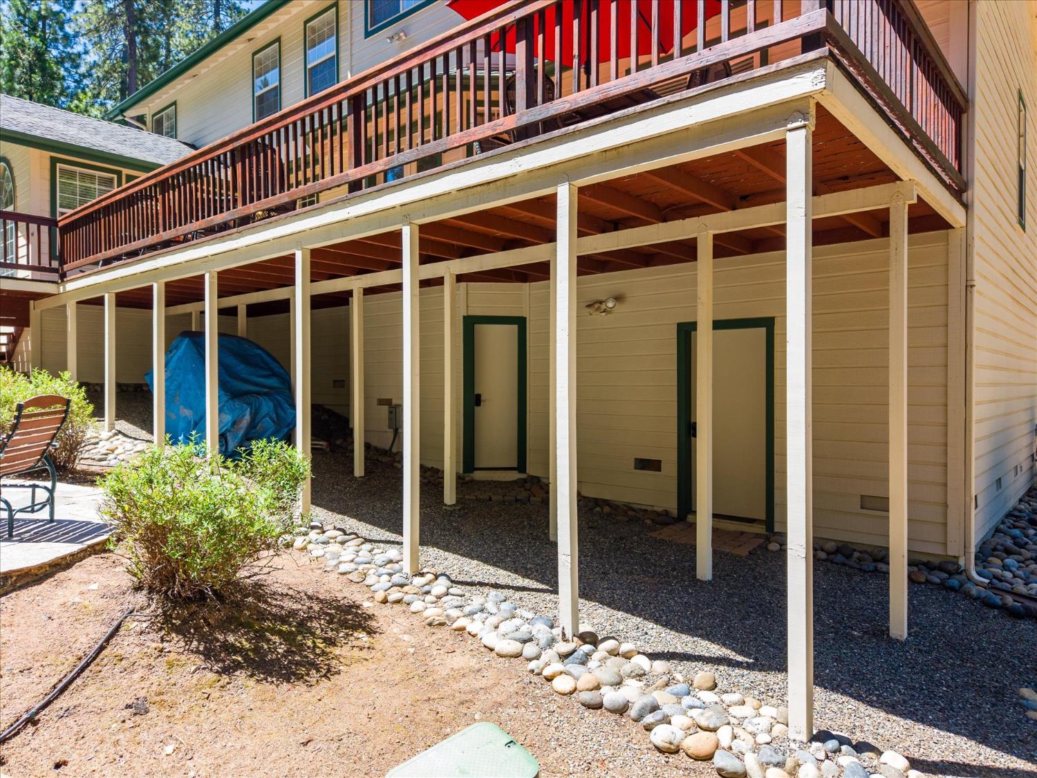 36213 Finegold Creek Dr, North Fork, CA 93643