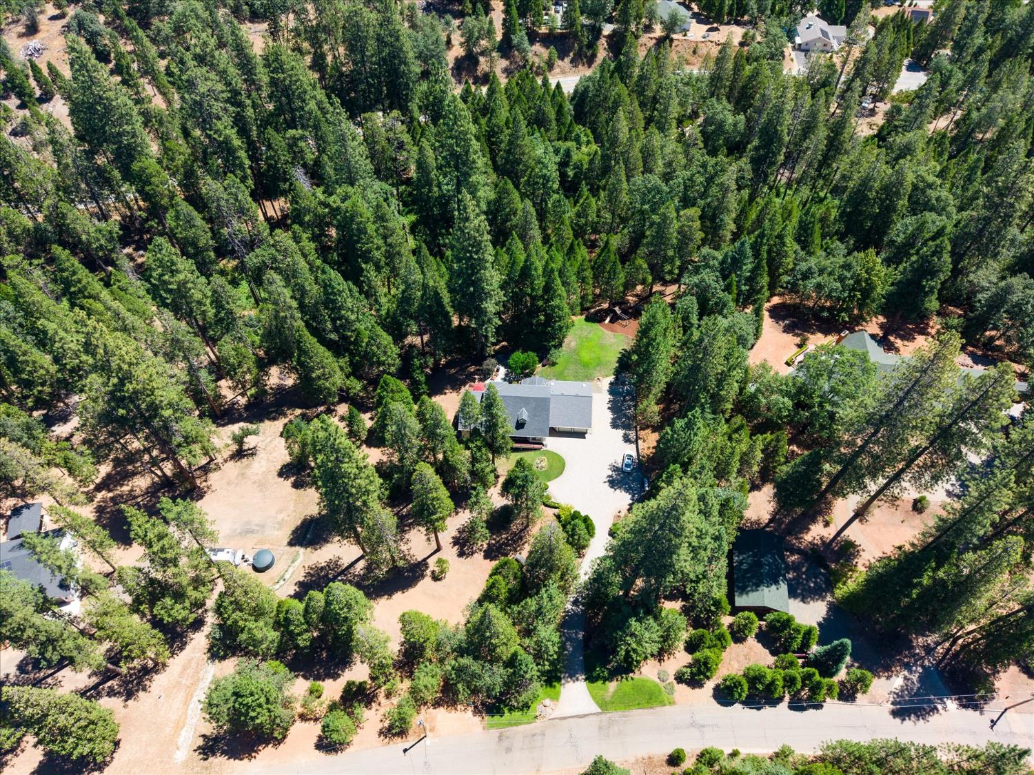 36213 Finegold Creek Dr, North Fork, CA 93643