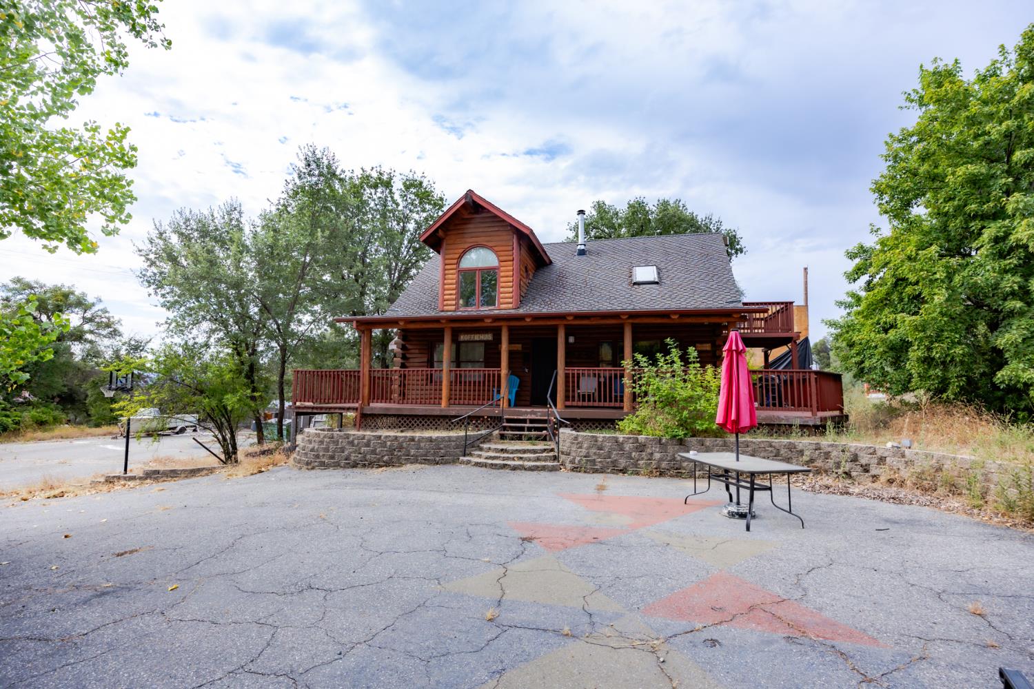 58011 Road 601, Ahwahnee, CA 93601