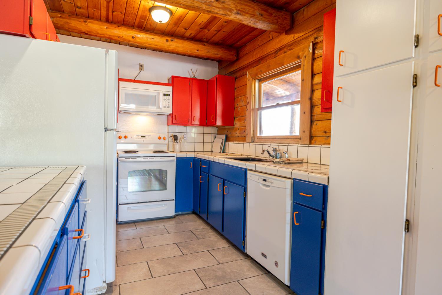 58011 Road 601, Ahwahnee, CA 93601