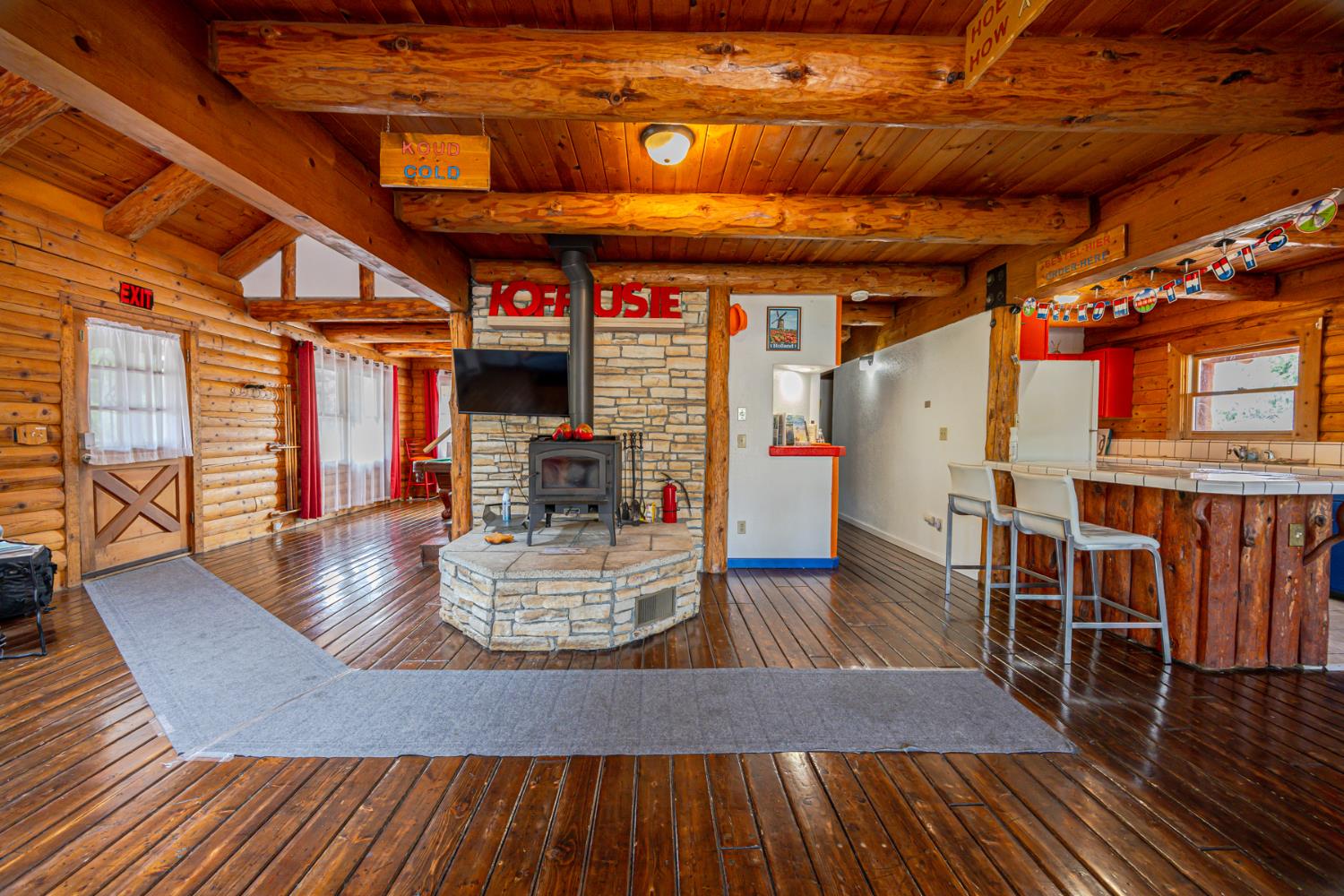 58011 Road 601, Ahwahnee, CA 93601