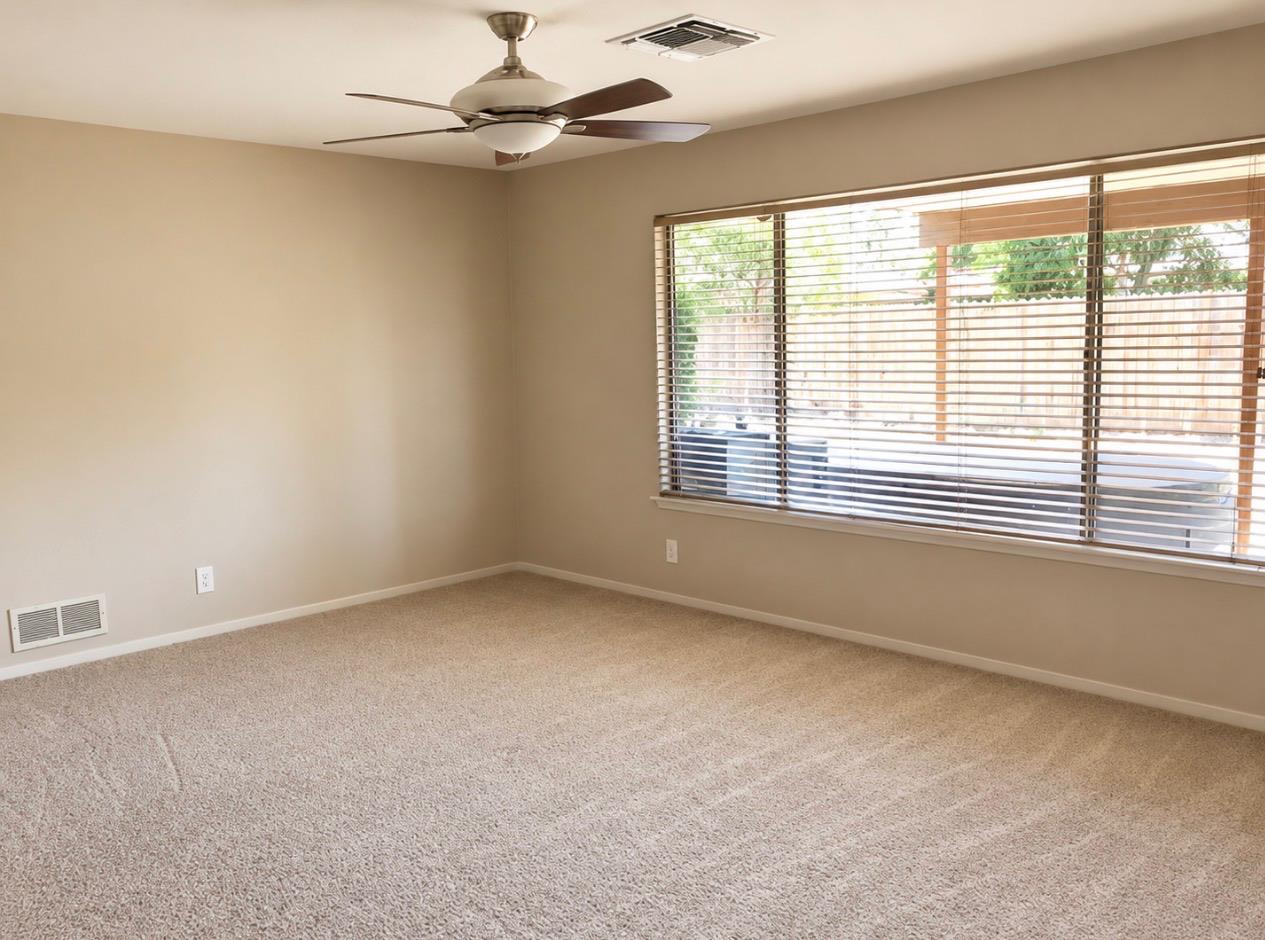 247 W Vartikian, Fresno, CA 93704