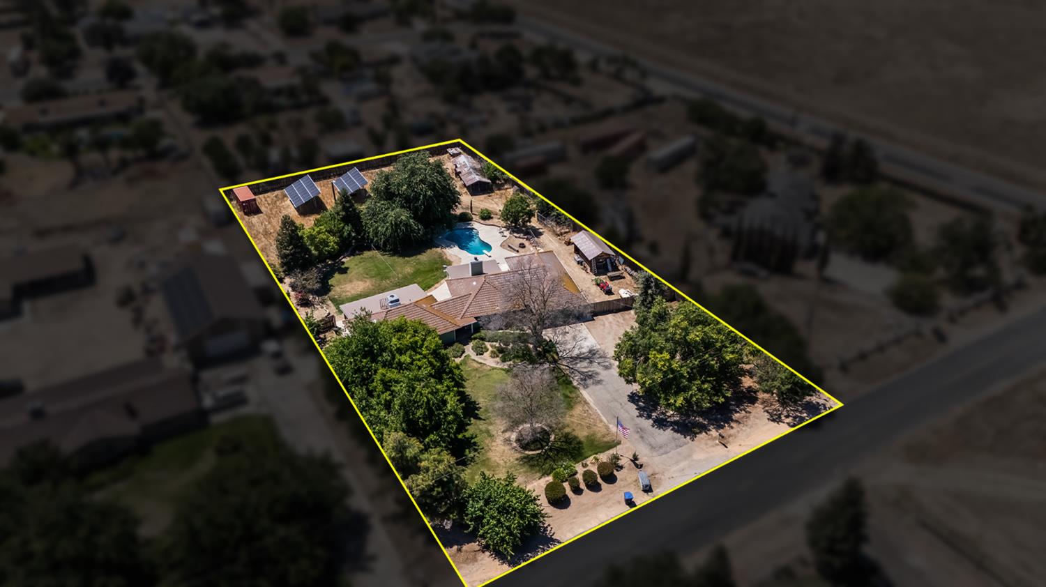 14944 Huntington Rd, Madera, CA 93636