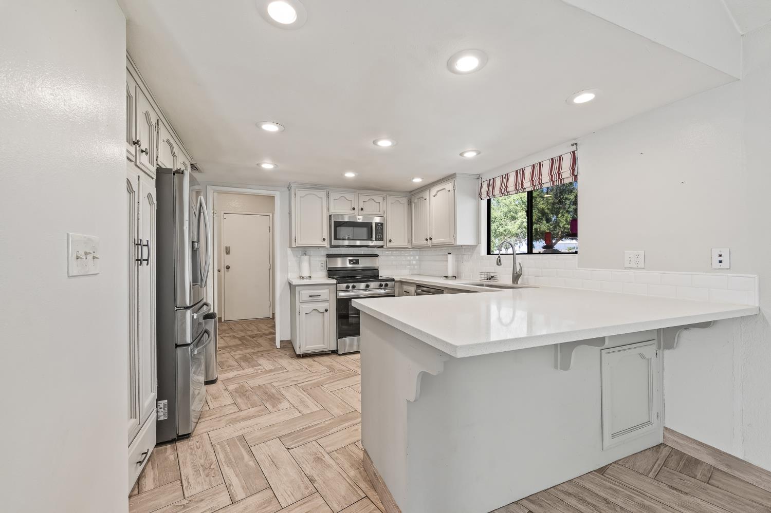 14944 Huntington Rd, Madera, CA 93636