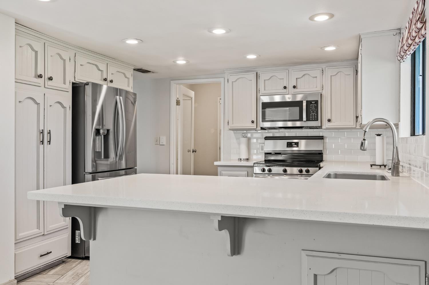 14944 Huntington Rd, Madera, CA 93636