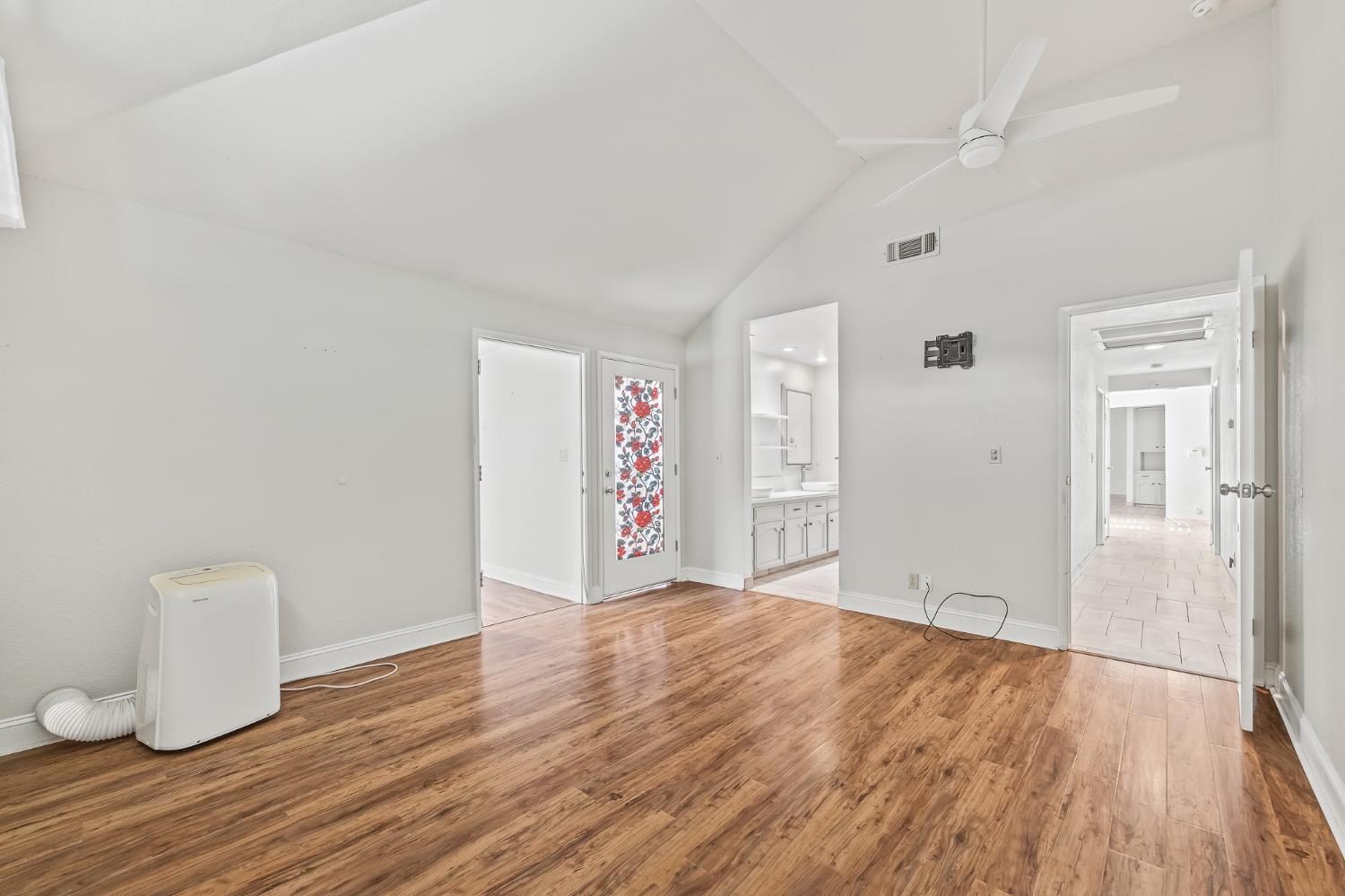 14944 Huntington Rd, Madera, CA 93636