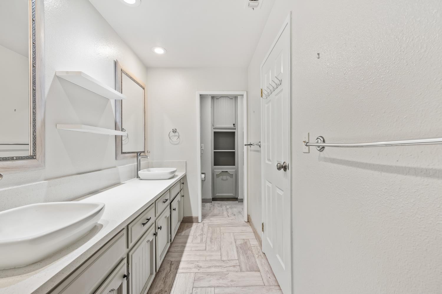14944 Huntington Rd, Madera, CA 93636