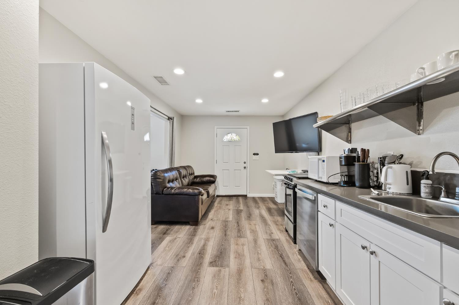 14944 Huntington Rd, Madera, CA 93636