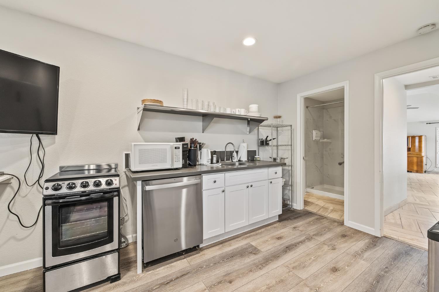 14944 Huntington Rd, Madera, CA 93636
