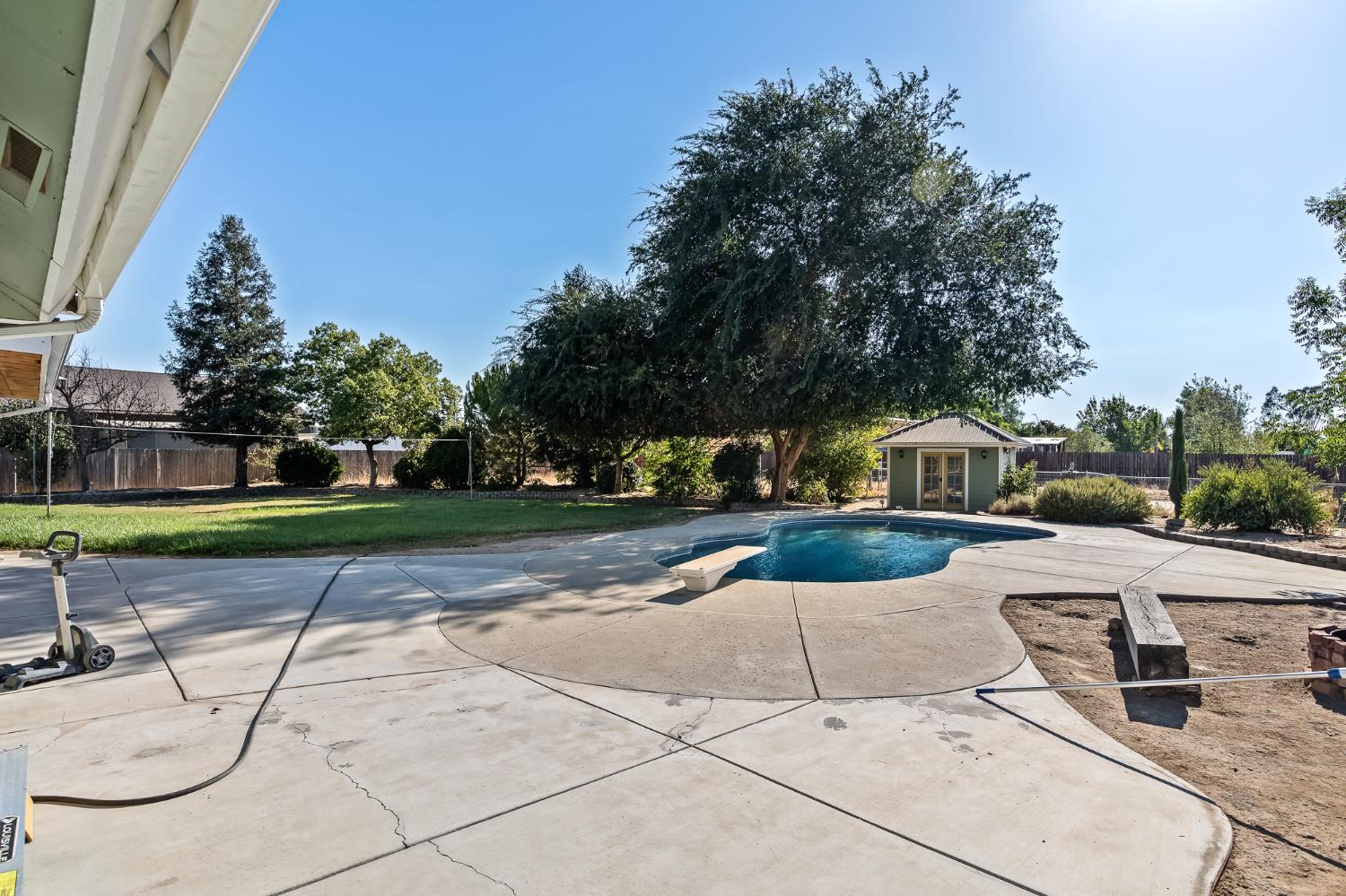 14944 Huntington Rd, Madera, CA 93636