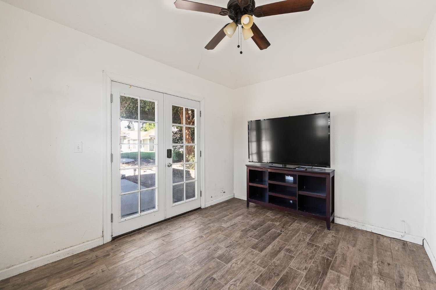 14944 Huntington Rd, Madera, CA 93636