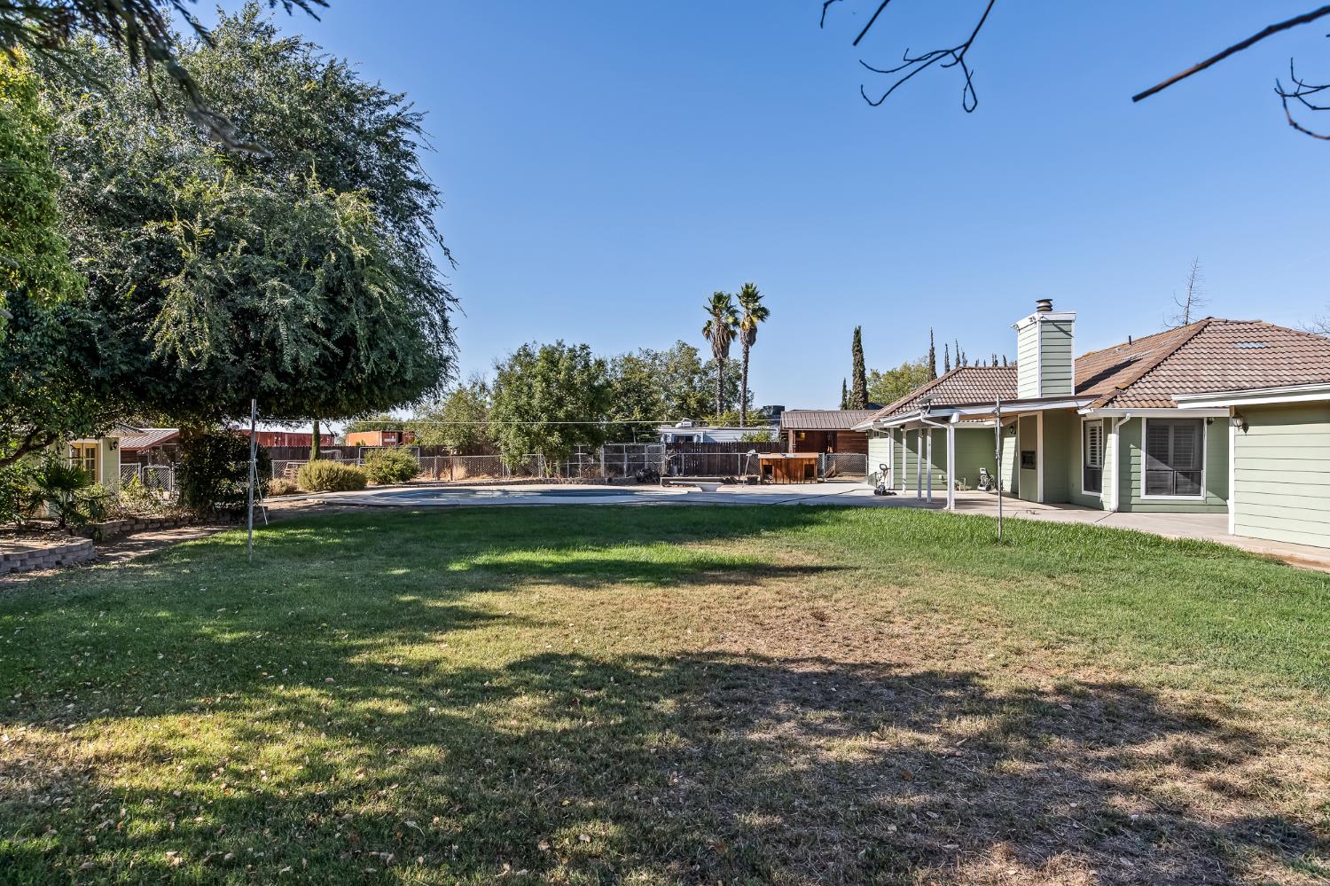 14944 Huntington Rd, Madera, CA 93636