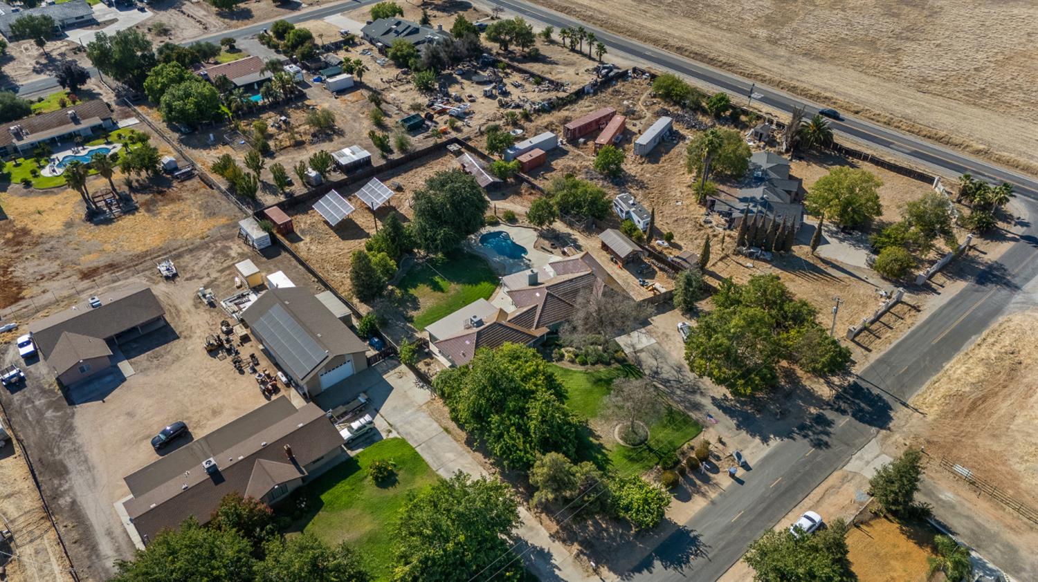 14944 Huntington Rd, Madera, CA 93636