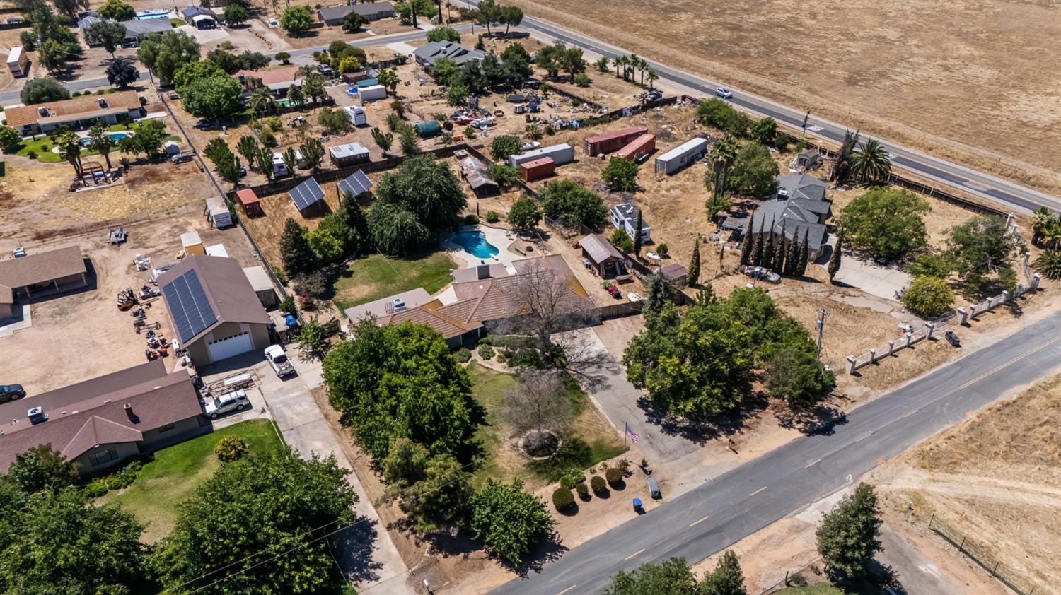 14944 Huntington Rd, Madera, CA 93636