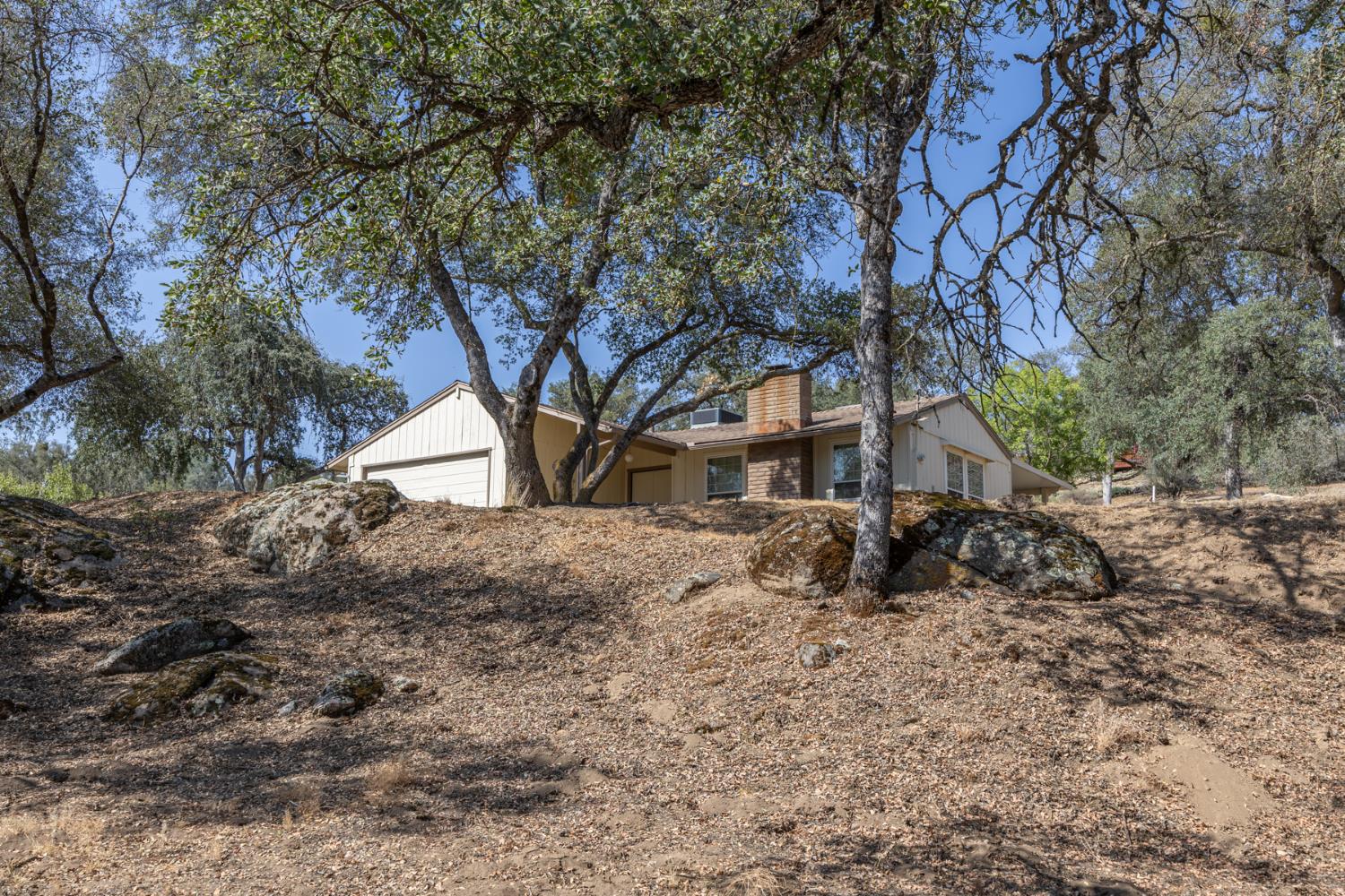 31360 Yosemite Springs Pkwy, Coarsegold, CA 93614