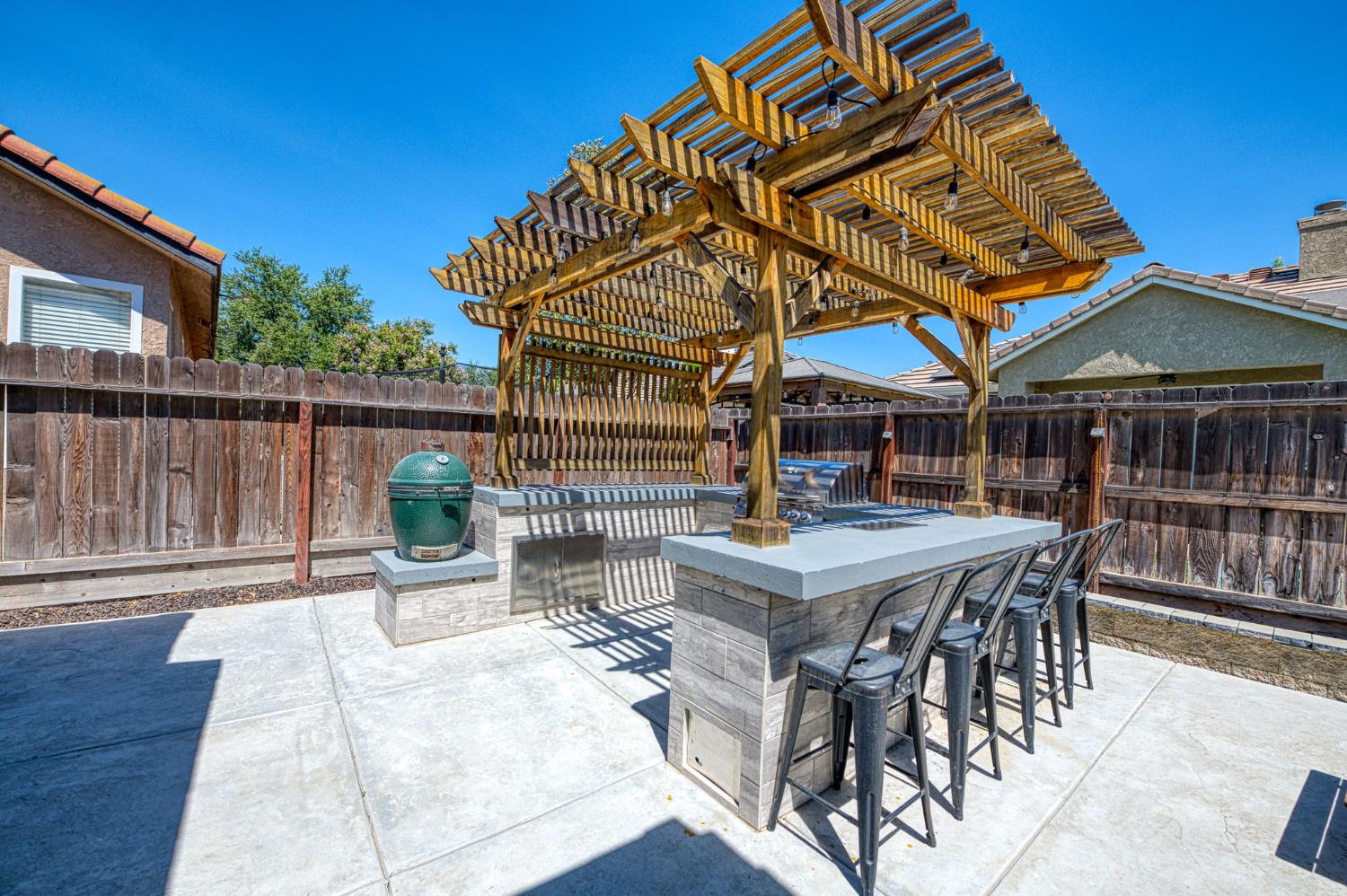5626 W Everett Ave, Fresno, CA 93722