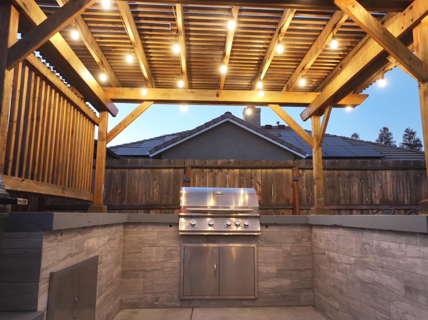 5626 W Everett Ave, Fresno, CA 93722