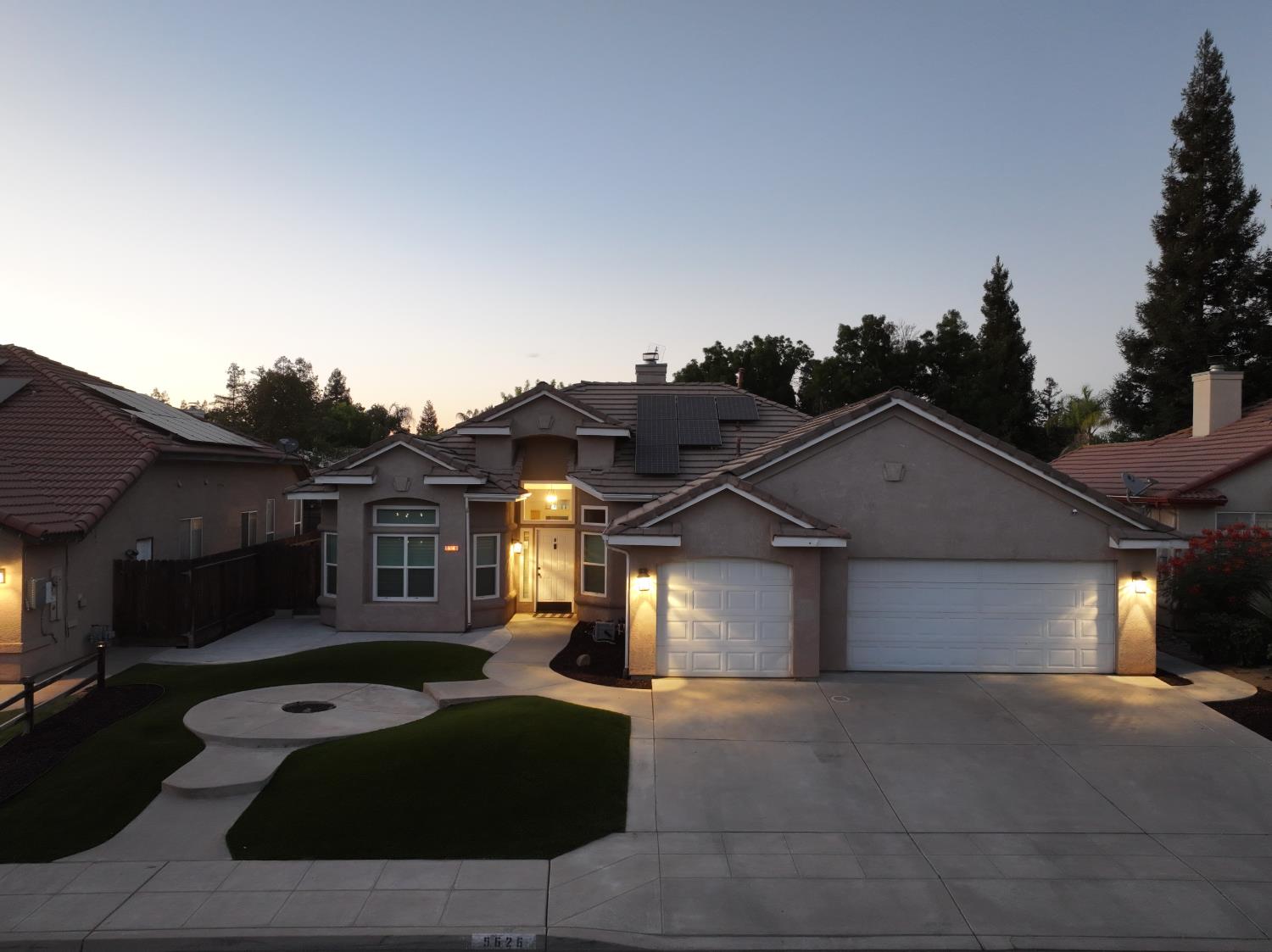 5626 W Everett Ave, Fresno, CA 93722