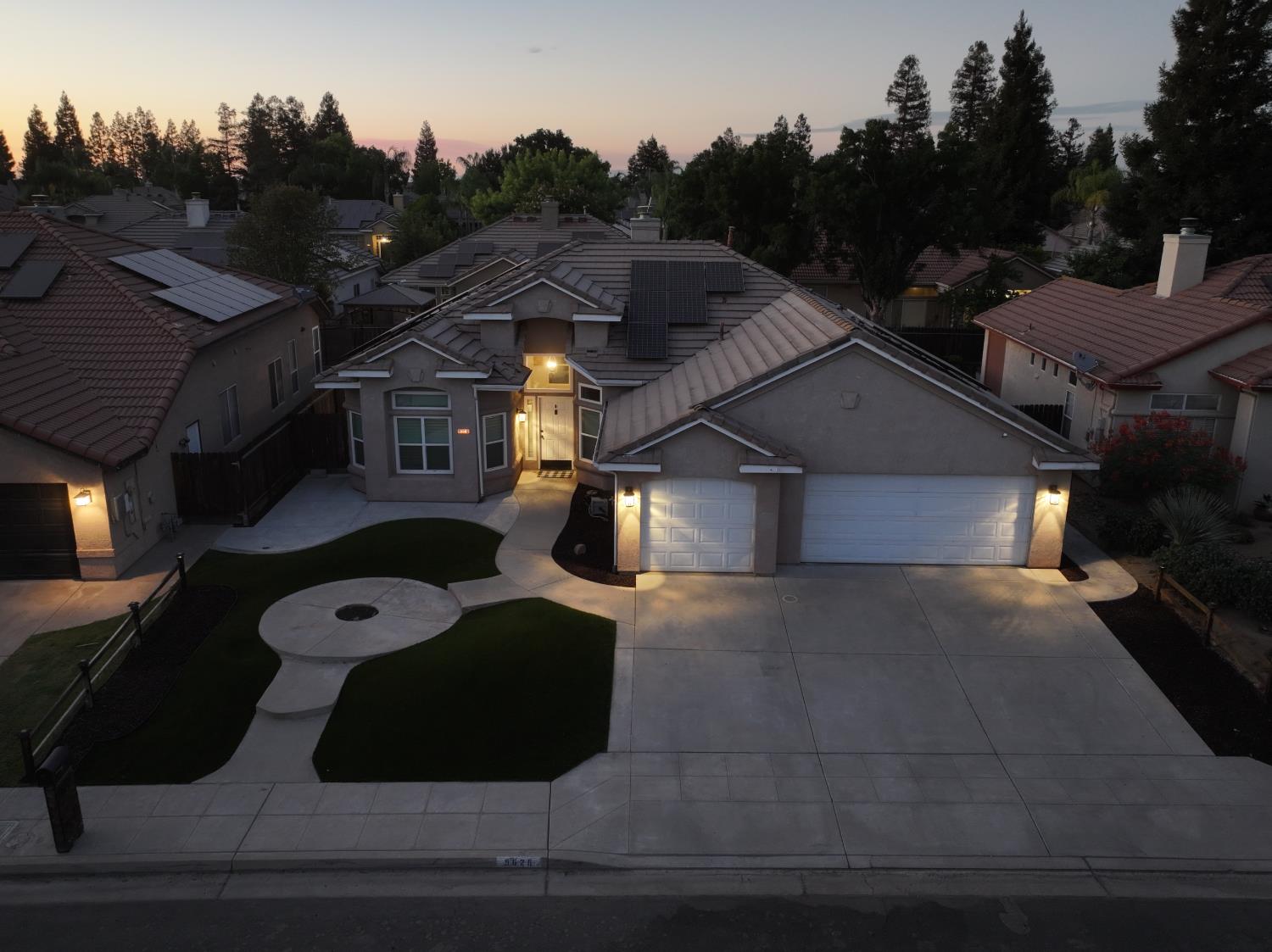 5626 W Everett Ave, Fresno, CA 93722
