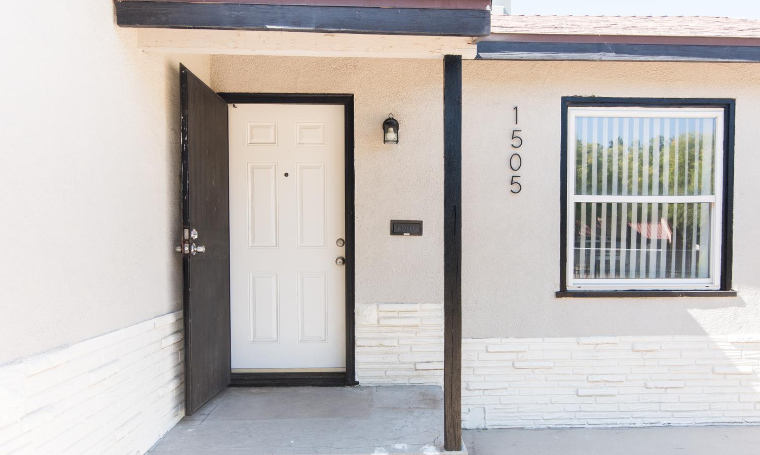 1505 E Princeton Ave, Fresno, CA 93704