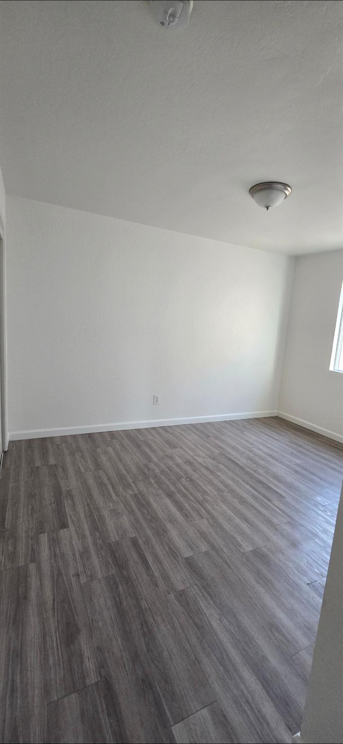 2020 S 4th St, Fresno, CA 93702