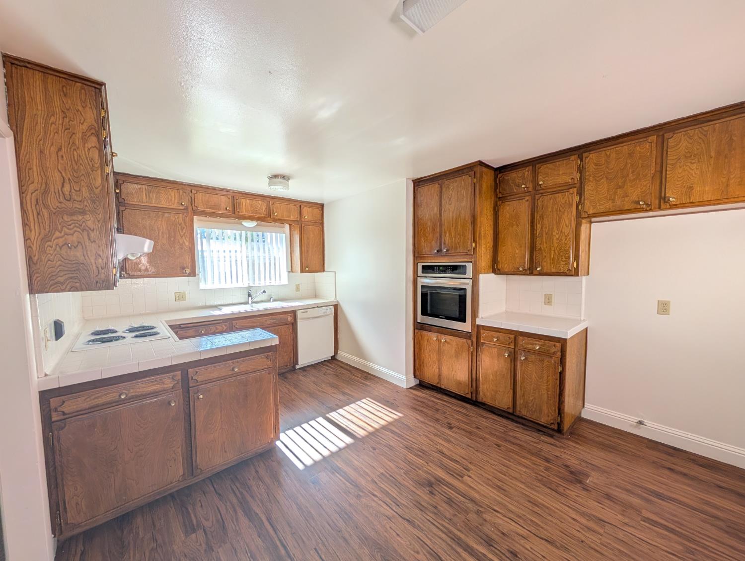 6345 N Spalding Ave, Fresno, CA 93710