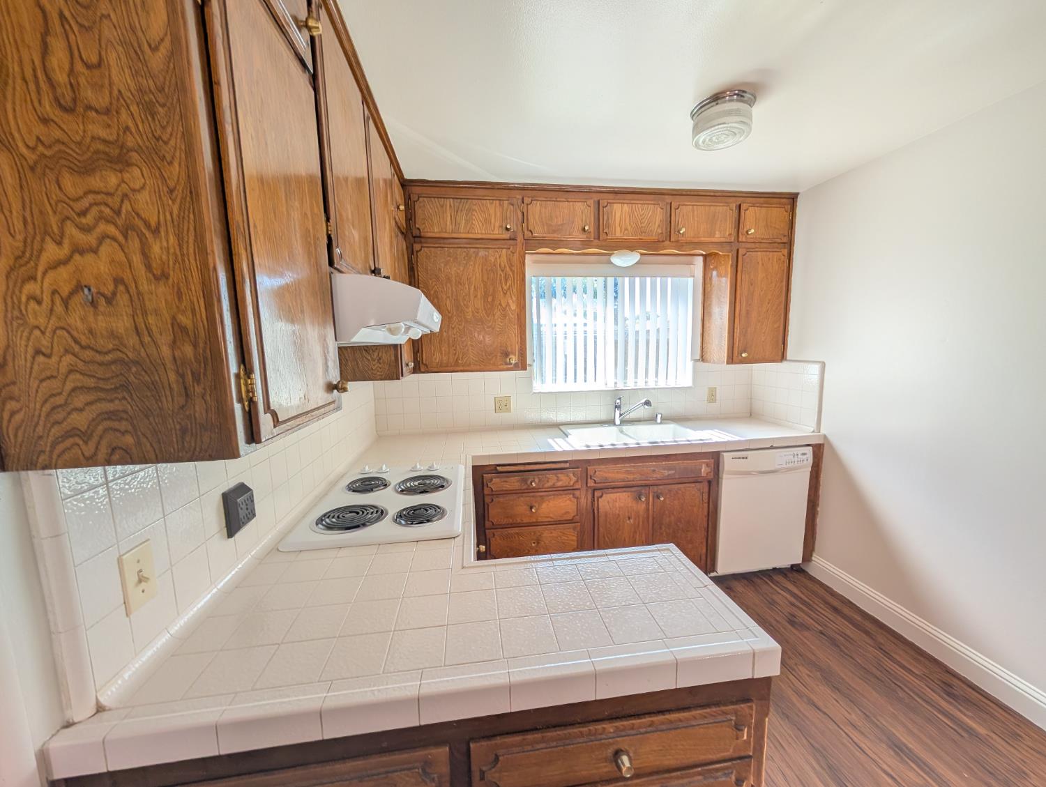 6345 N Spalding Ave, Fresno, CA 93710
