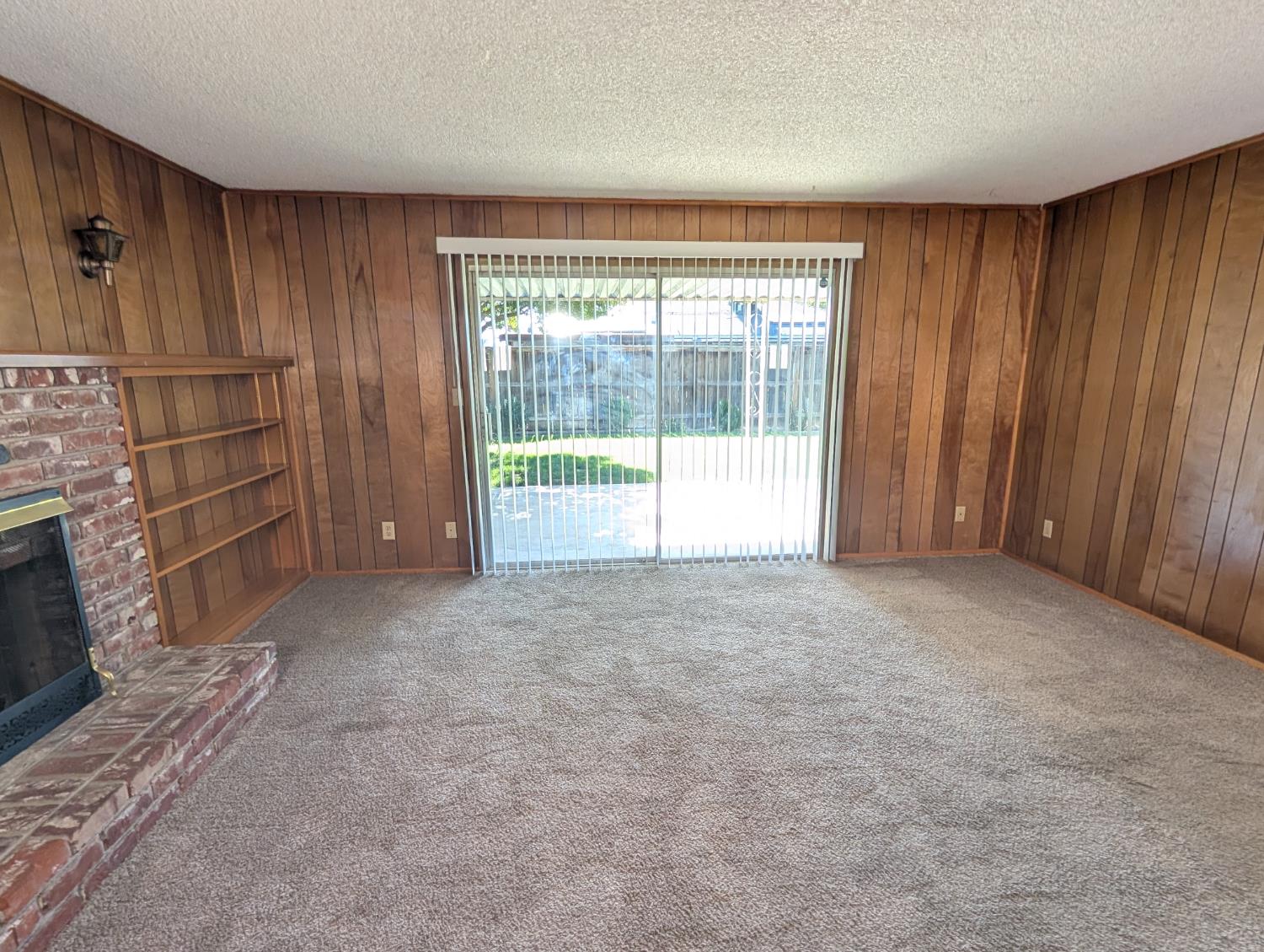 6345 N Spalding Ave, Fresno, CA 93710