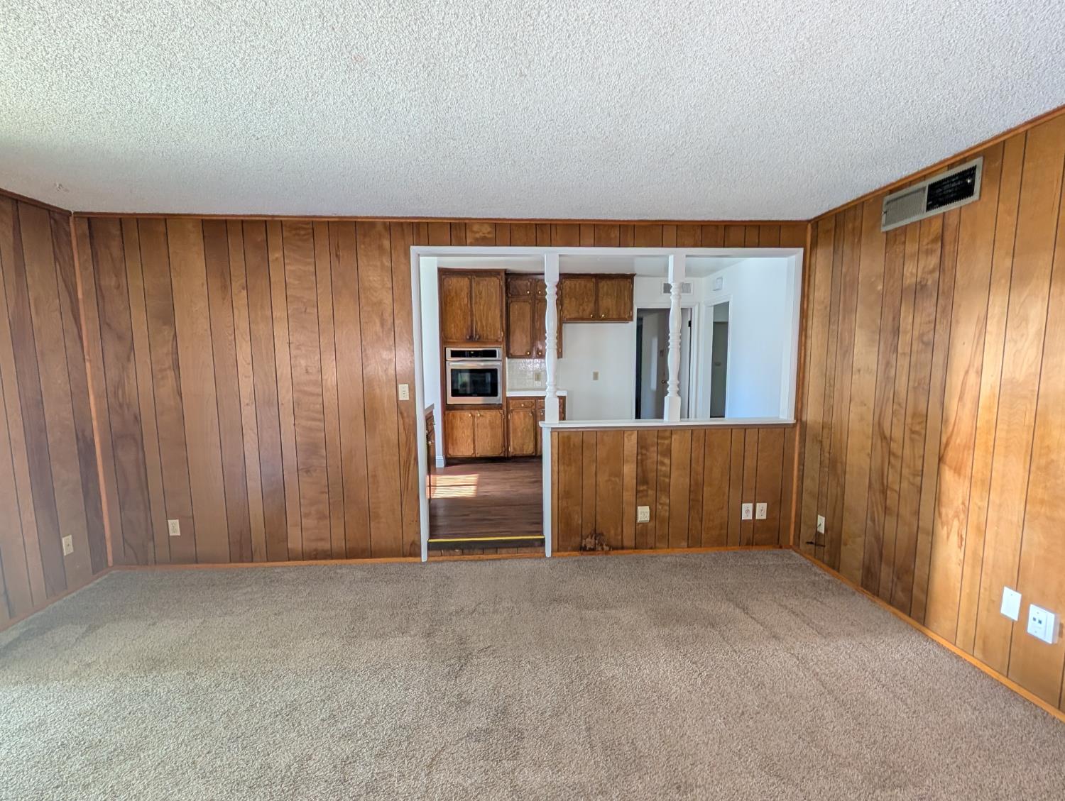 6345 N Spalding Ave, Fresno, CA 93710