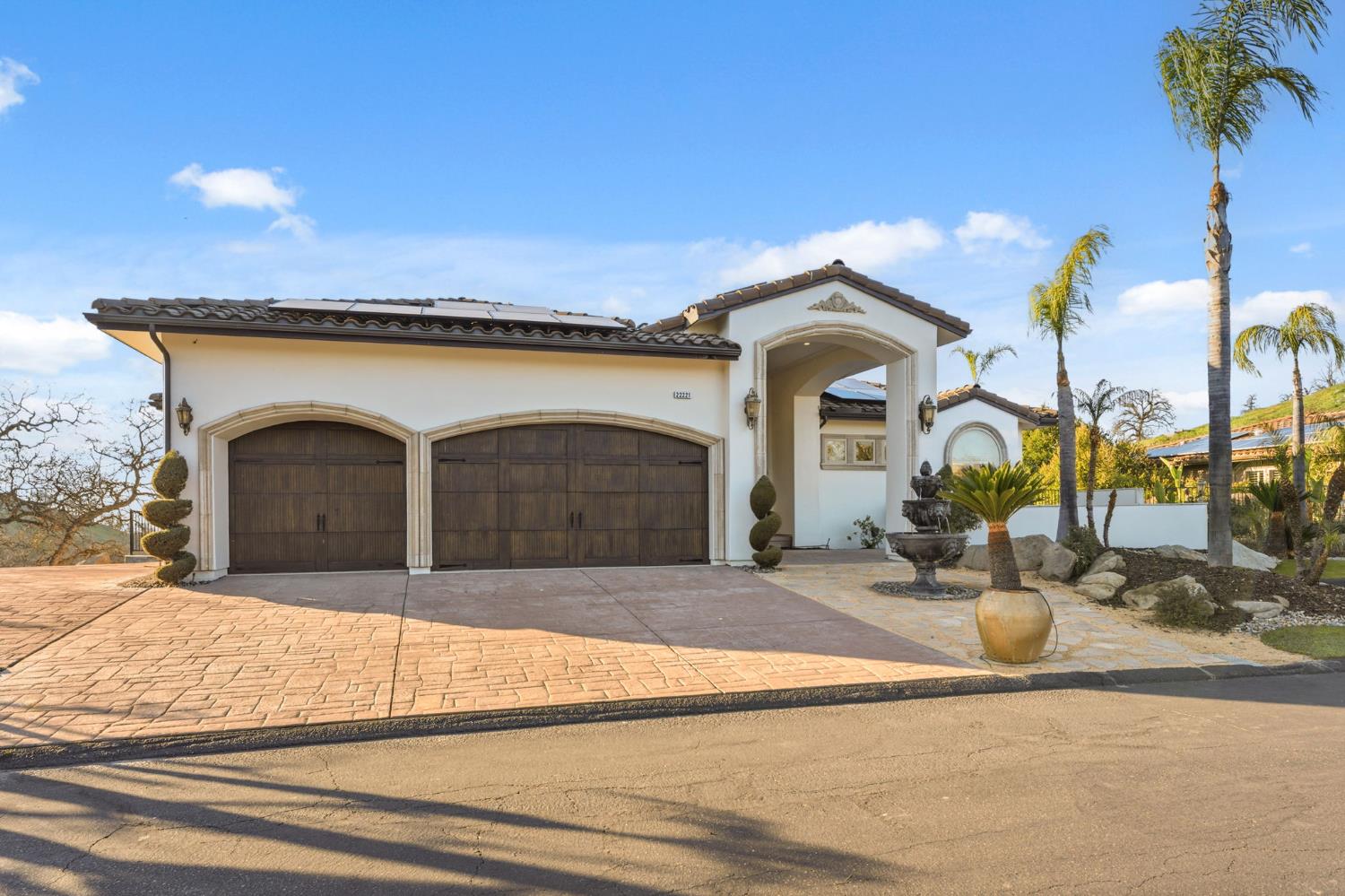 22221 Masters Dr, Friant, CA 93626