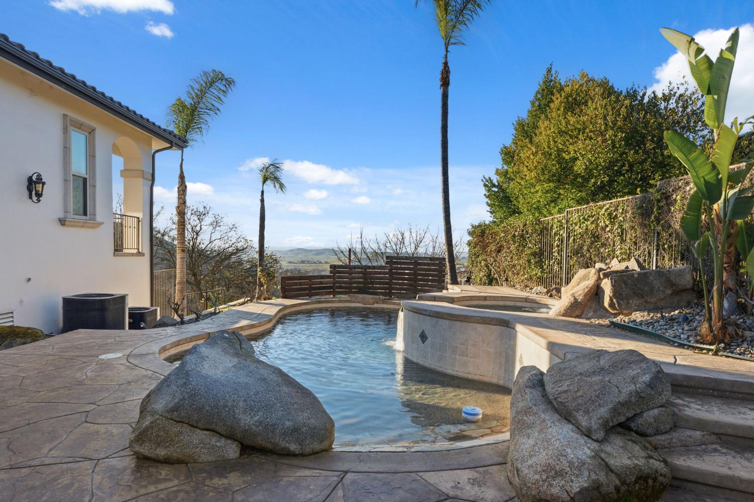 22221 Masters Dr, Friant, CA 93626