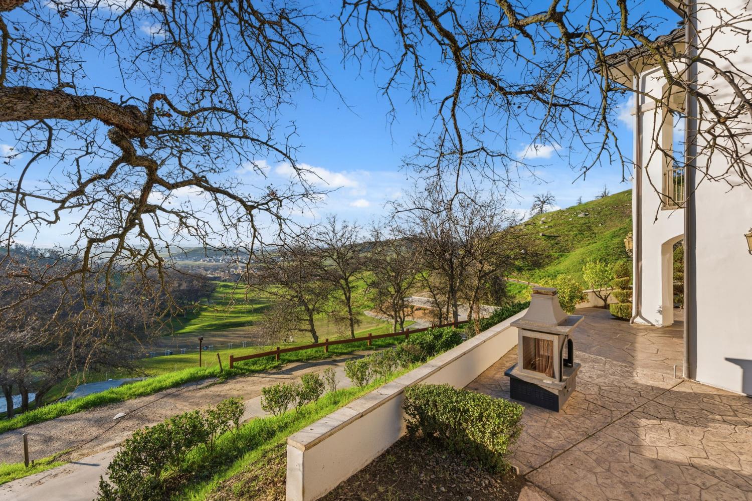 22221 Masters Dr, Friant, CA 93626
