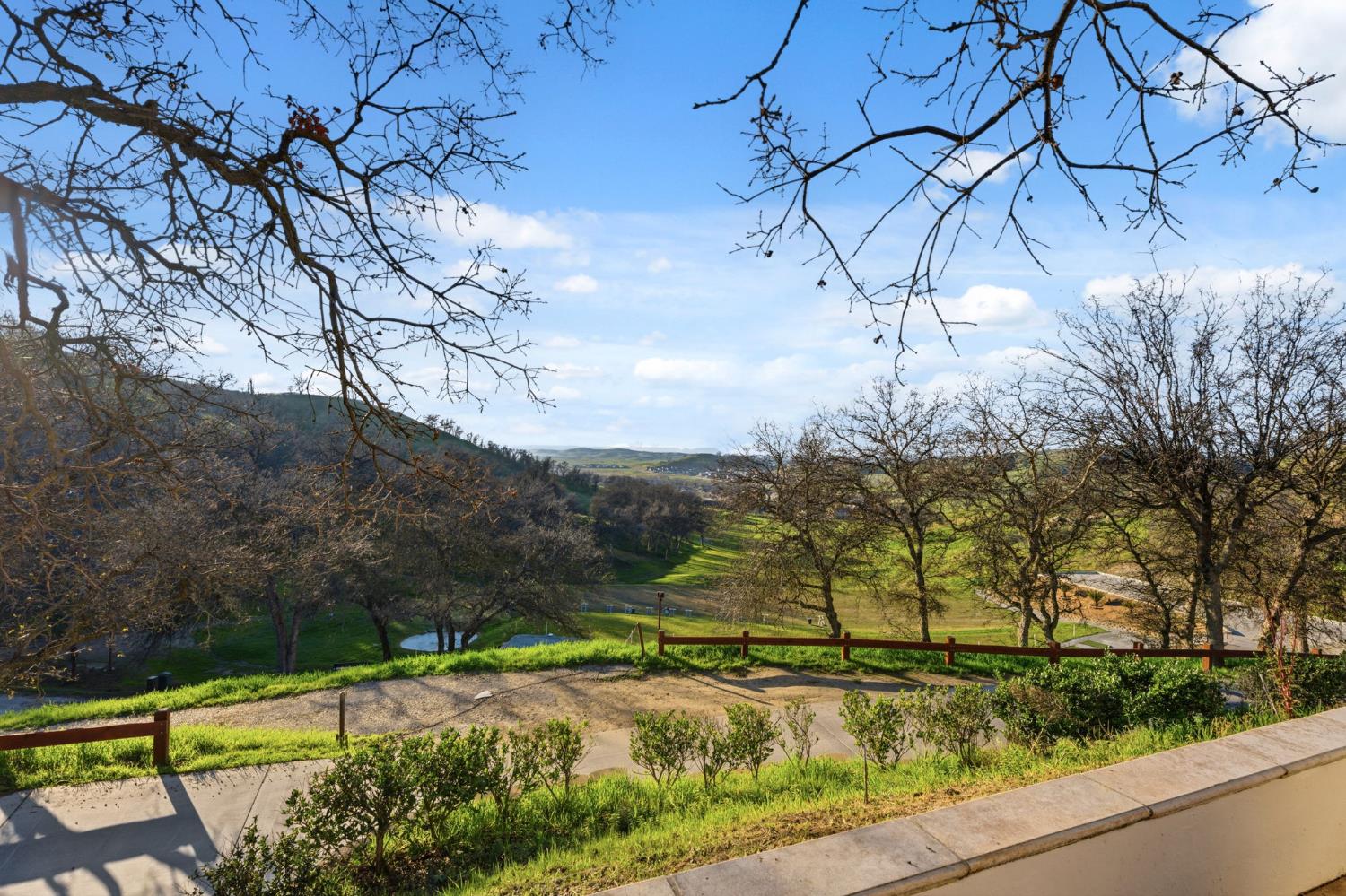 22221 Masters Dr, Friant, CA 93626