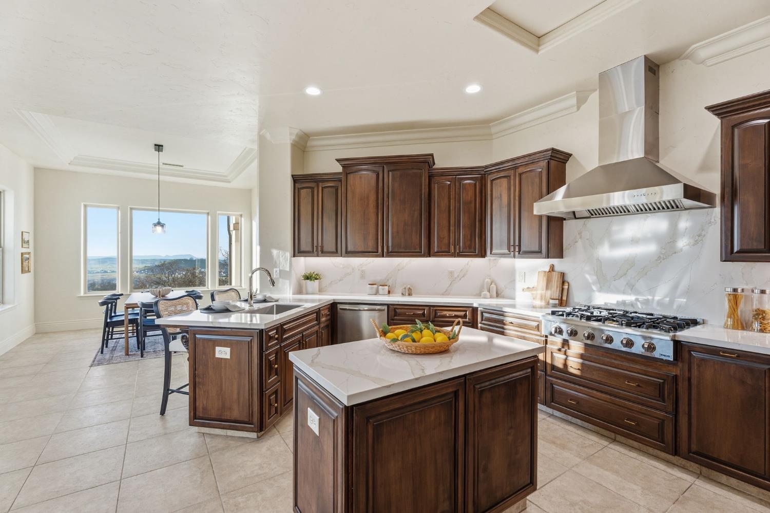 22221 Masters Dr, Friant, CA 93626