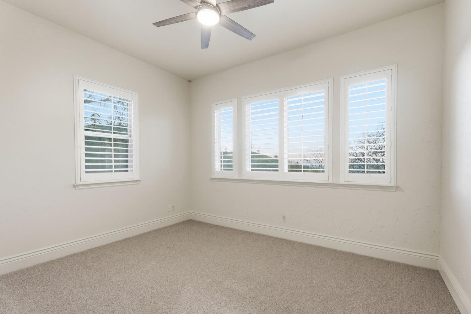 22221 Masters Dr, Friant, CA 93626