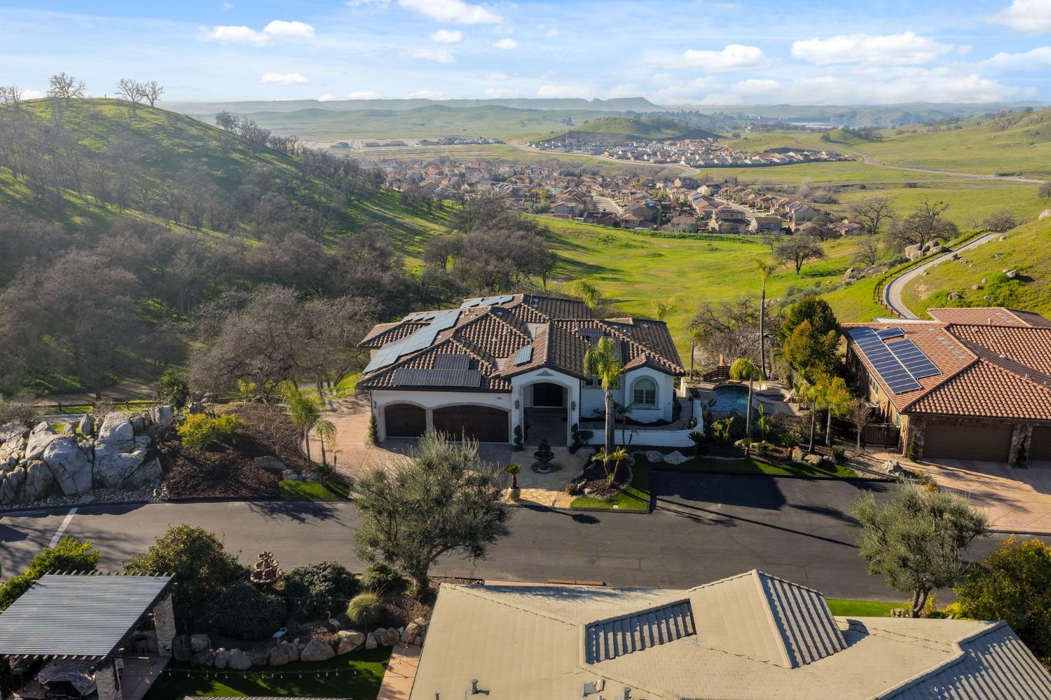 22221 Masters Dr, Friant, CA 93626