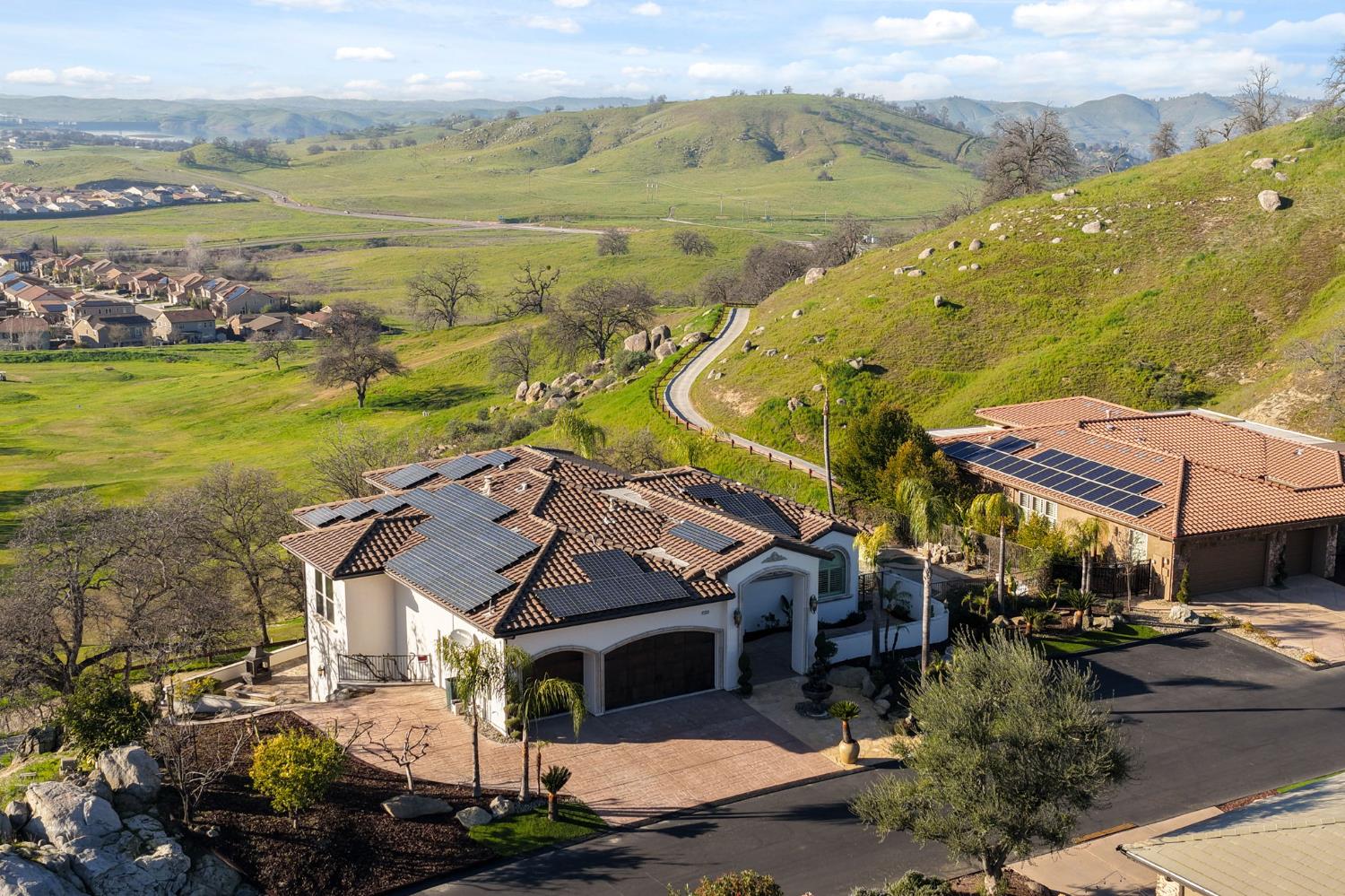 22221 Masters Dr, Friant, CA 93626
