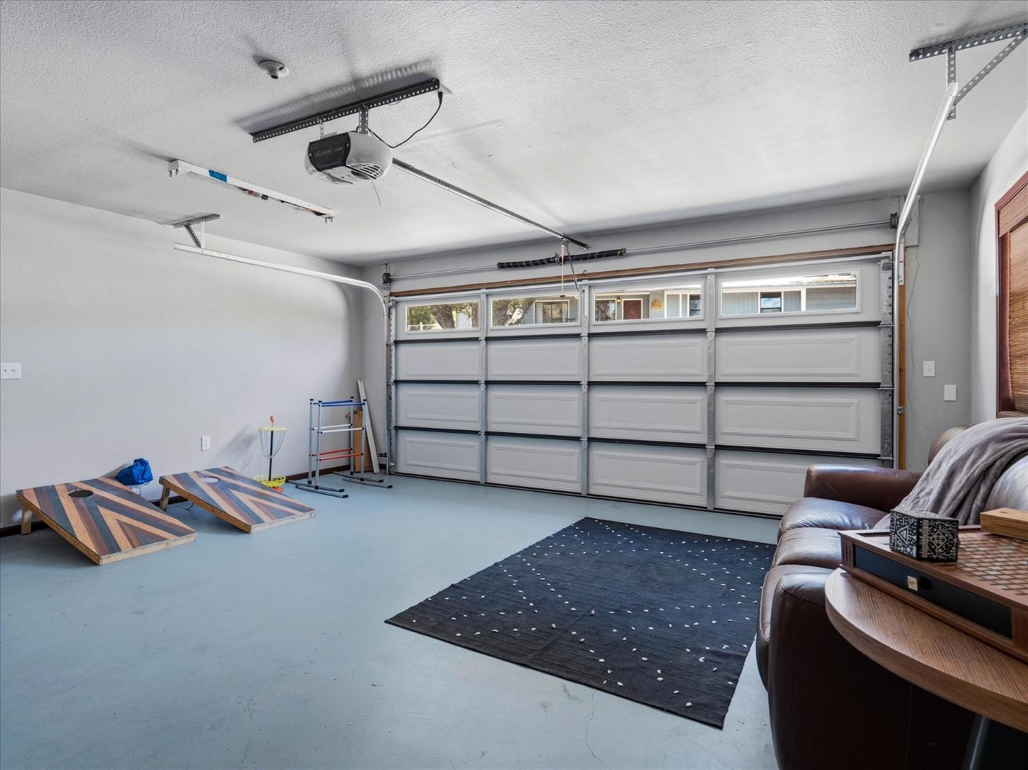 43710 Hilltop Ln, Ahwahnee, CA 93601