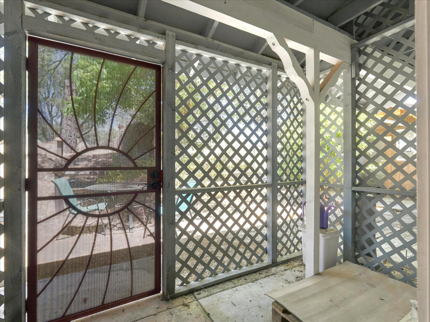 43710 Hilltop Ln, Ahwahnee, CA 93601